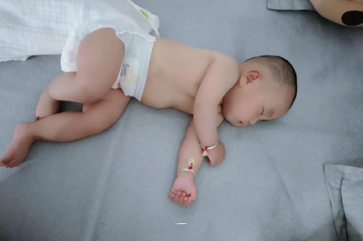 亳州宝宝积食发烧怎么处理